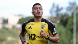 Cuello volta a treinar na Cidade do Galo