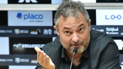 Mattos durante coletiva de imprensa no CT Rei Pelé.