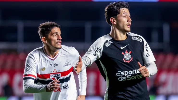 Rodrigo Garro jogador do Corinthians durante partida contra o Sao Paulo no estadio Morumbi pelo campeonato Brasileiro A 2025. Foto: Marcello Zambrana/AGIF