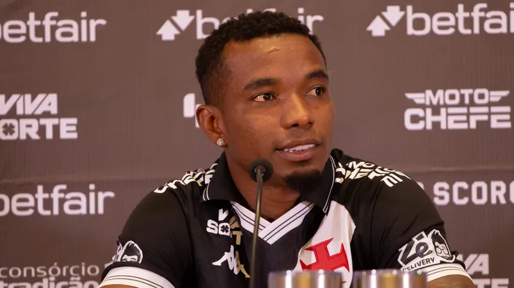 Thiago Mendes pode ser titular nesta quarta contra o Grêmio - Foto: Matheus Lima/Vasco