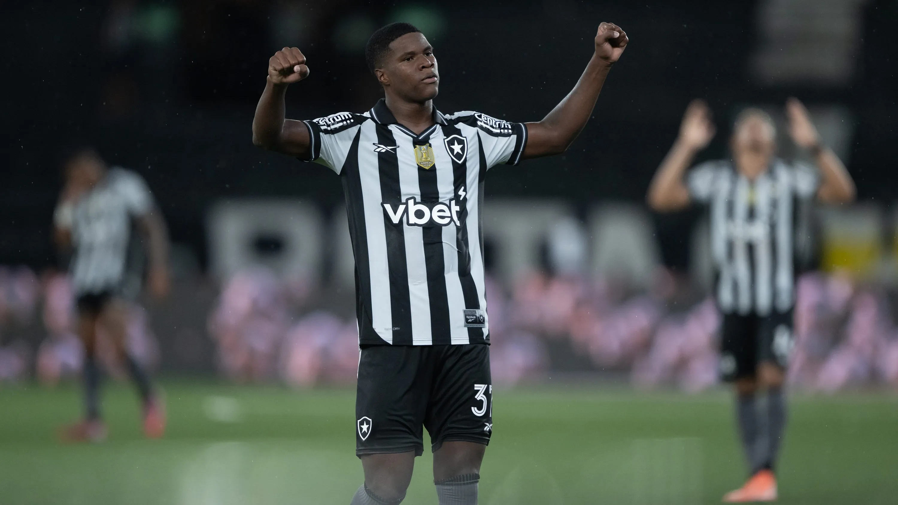 Kadir foi determinante para virada de chave do Botafogo – Foto: Jorge Rodrigues/AGIF