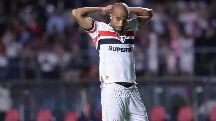 Antes decisivo nos clássicos, Lucas agora soma mais jogos fora do que em campo — Foto Marcello ZambranaAGIF