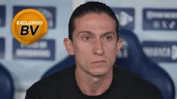 Filipe Luis técnico do Flamengo durante partida contra o Cruzeiro no estádio Maracanã pelo campeonato Brasileiro A 2025. Foto: Thiago Ribeiro/AGIF