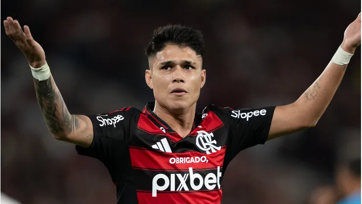 Luiz Araújo durante partida do Mengão na Libertadores