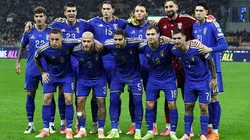 MILAN, ITALY - NOVEMBER 16: Players of Italy pose for a team photograph prior to the FIFA World Cup 2026 qualifier match between Italy and Norway at San Siro Stadium on November 16, 2025 in Milan, Italy. (Photo by Marco Luzzani/Getty Images)