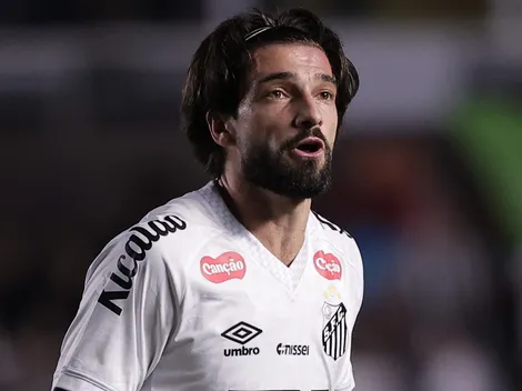 Lautaro Díaz perde status de titular no ataque do Santos