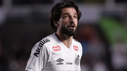 Atacante vinha sendo titular - Foto: Ettore Chiereguini/AGIF.