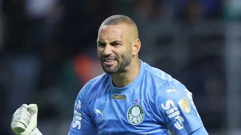 Weverton, goleiro do Palmeiras em partida pelo campeonato brasileiro (Foto: Alexandre Schneider/Getty Images)