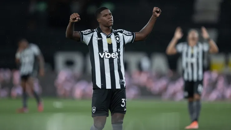 Kadir marcou dois gols na virada sobre o Sport. Foto: Jorge Rodrigues/AGIF