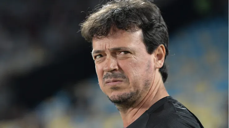 RJ - RIO DE JANEIRO - 20/10/2025 - BRASILEIRO A 2025, VASCO X FLUMINENSE - Fernando Diniz tecnico do Vasco durante partida contra o Fluminense no estadio Maracana pelo campeonato Brasileiro A 2025. Foto: Thiago Ribeiro/AGIF