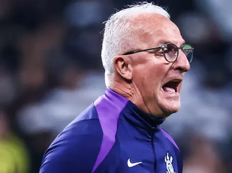 Dorival Júnior cogita Memphis Depay como reserva no Majestoso