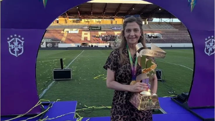 Leila Pereira celebra conquista do time feminino do Palmeiras - Foto: Instagram/@leilapereira