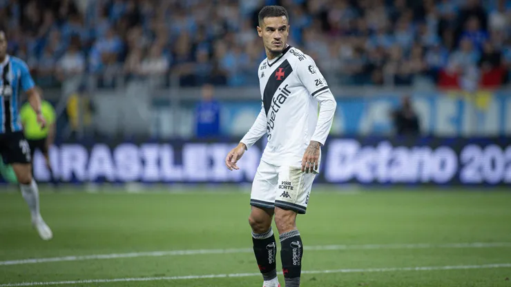 Coutinho passou em branco contra o Grêmio. Foto: Maxi Franzoi/AGIF