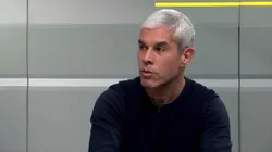 Ricardinho estava criticando o camisa 10 do Corinthians.