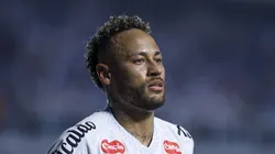 Neymar em ação no empate contra o Mirassol