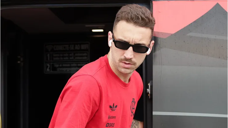 Léo Ortiz não deve retornar ao elenco do Flamengo diante do Red Bull Bragantino - FOTOS: GILVAN DE SOUZA/FLAMENGO