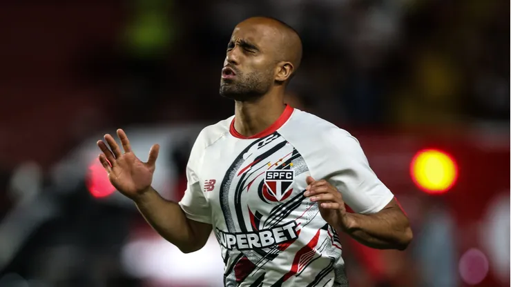 Lucas Moura ainda atua com dores e problema vem à tona - Foto: AGIF