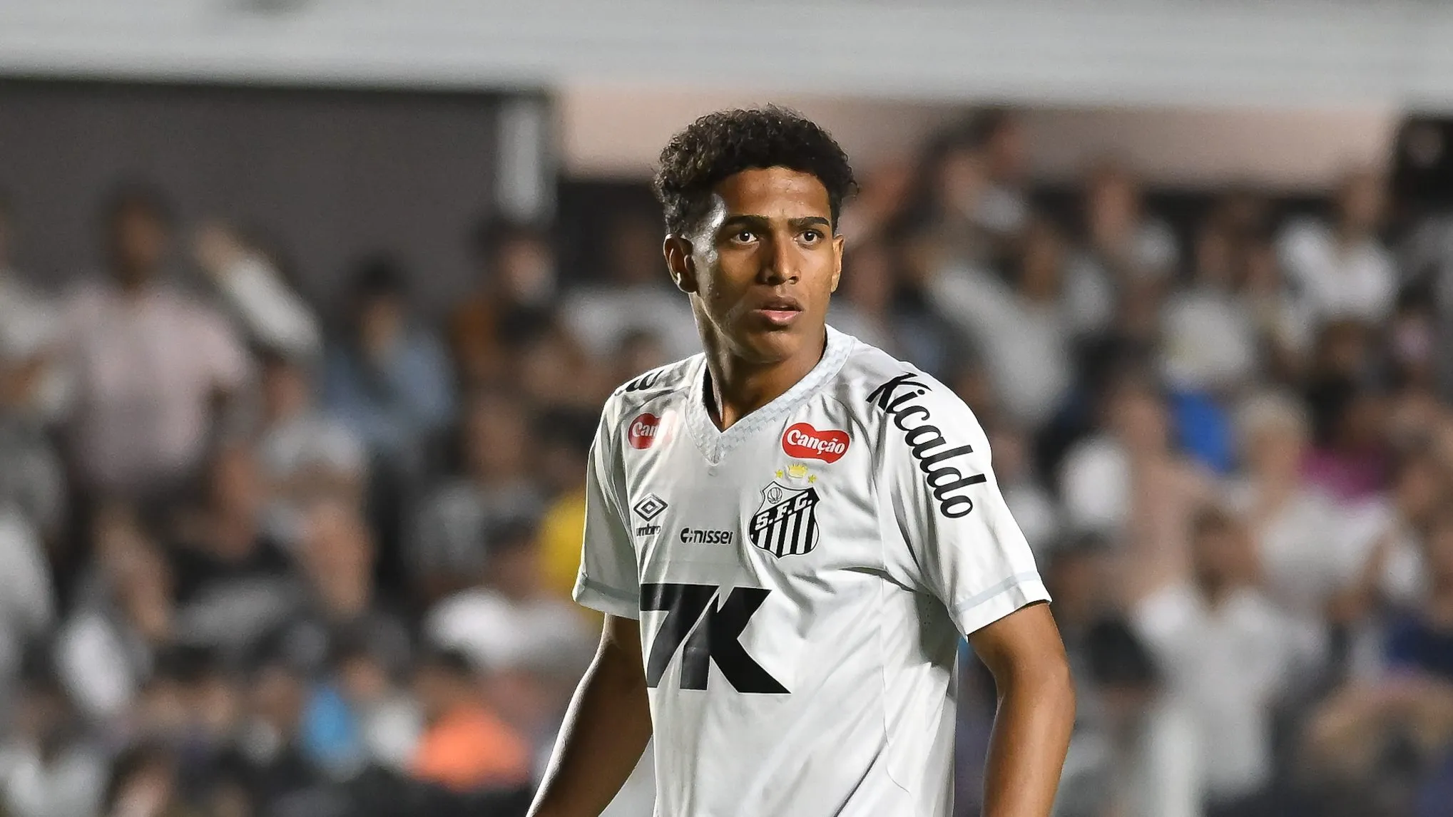 Souza vem sendo observado - Foto: Jota Erre/AGIF.