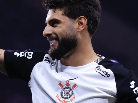 Vídeo: Yuri Alberto tem reação inusitada com pintura de Memphis Depay