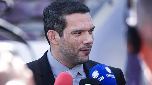 CBF, presidida por Samir Xaud, tomou decisão polêmica sobre a arbitragem.