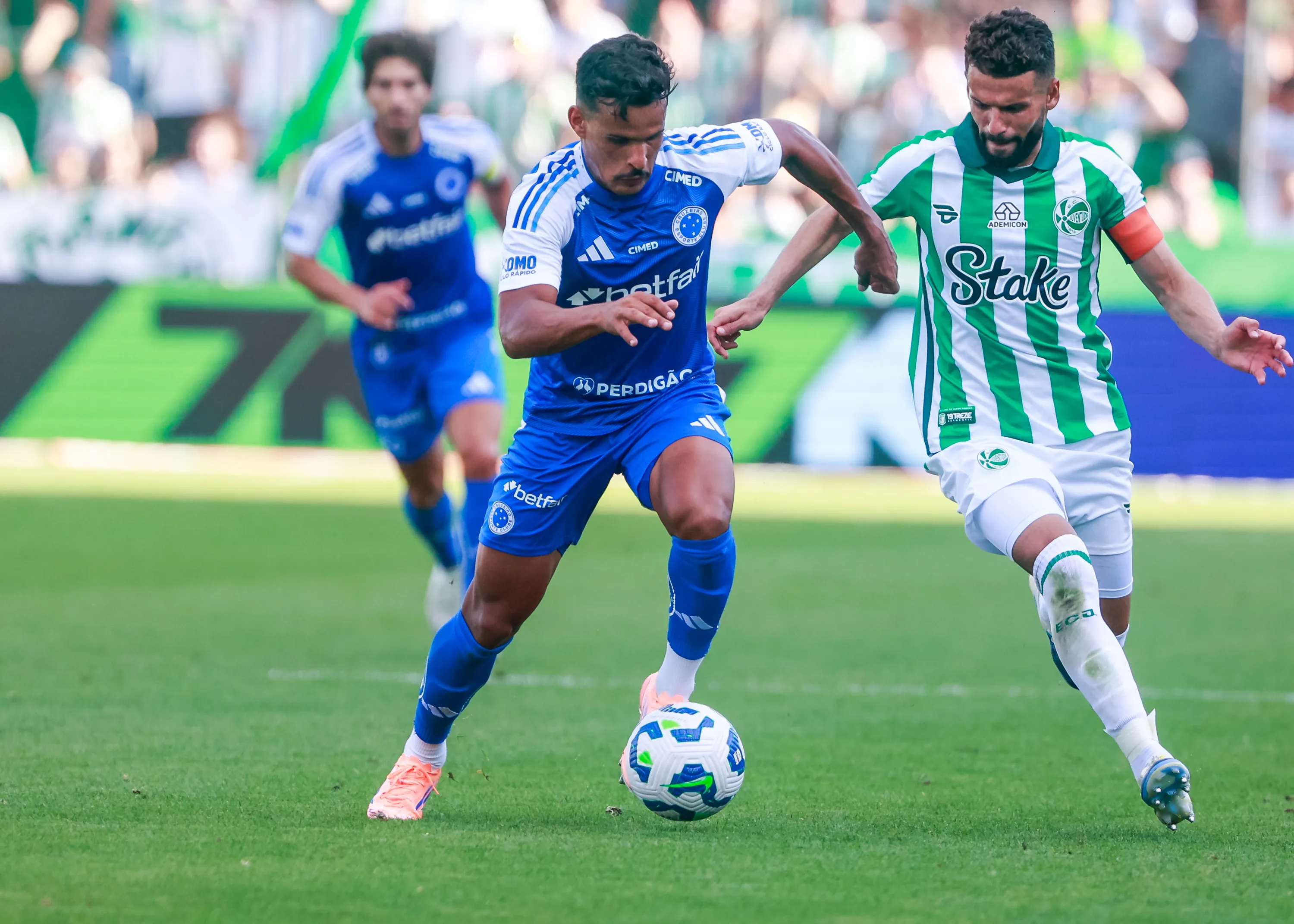 Cruzeiro ficou no empate com o Juventude. Foto: Luiz Erbes/AGIF