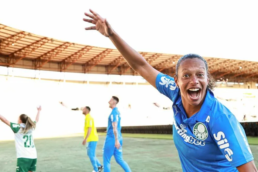 Rosana comemora título Alviverde. Foto: Rebeca Reis/Staff Images Woman/CBF