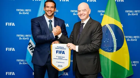 Samir Xaud e Gianni Infantino. Foto: Divulgação/FIFA