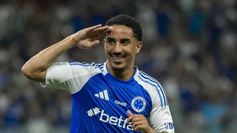 Christian em ação pela Raposa na Série A