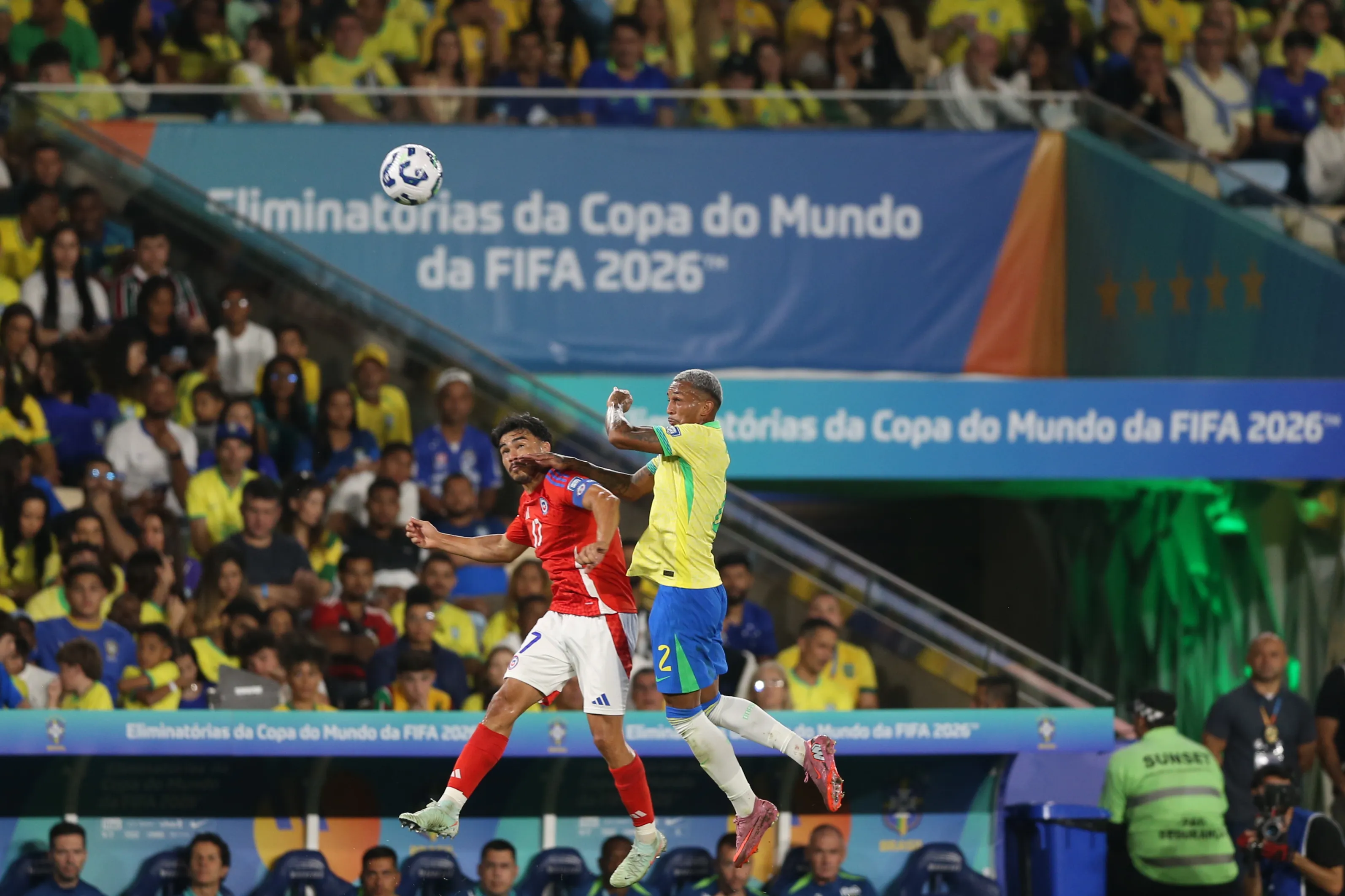 Wesley jogador do Brasil durante a partida contra o Chile no Maracana no Rio de Janeiro (RJ), pelas Eliminatorias da Copa do Mundo 2026. Foto: Marlon Costa/AGIF