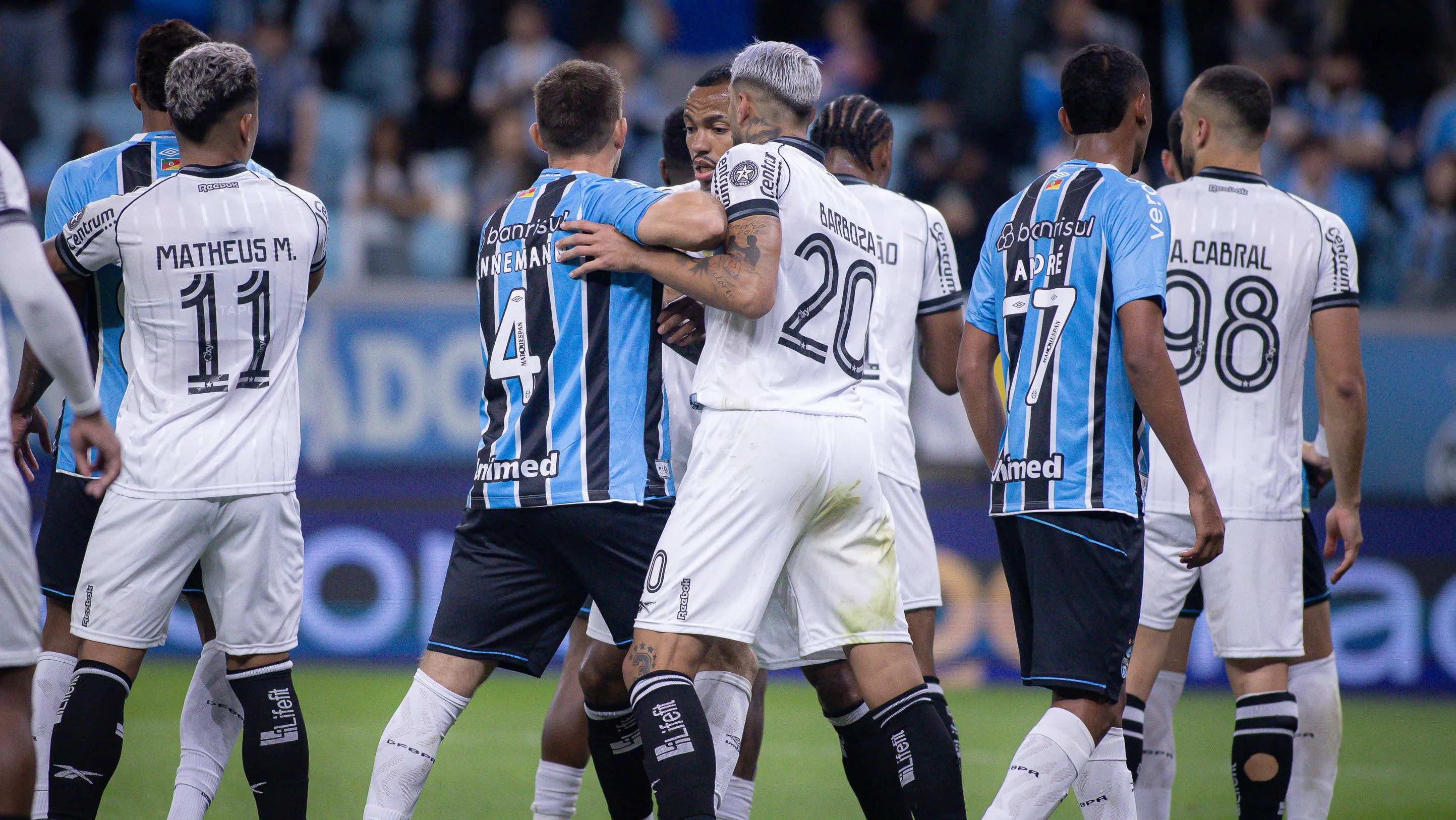 Botafogo X Grêmio. Foto: Maxi Franzoi/AGIF