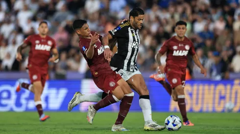 Hulk durante a final Lanús x Atlético-MG - (Photo by Buda Mendes/Getty Images)