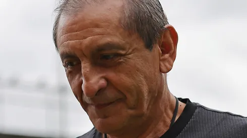 Ramon Díaz, técnico do Inter em partida pelo campeonato brasileiro (Foto: Heuler Andrey/Getty Images)