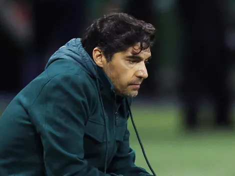 Torcida critica estratégia de Abel contra o Fluminense