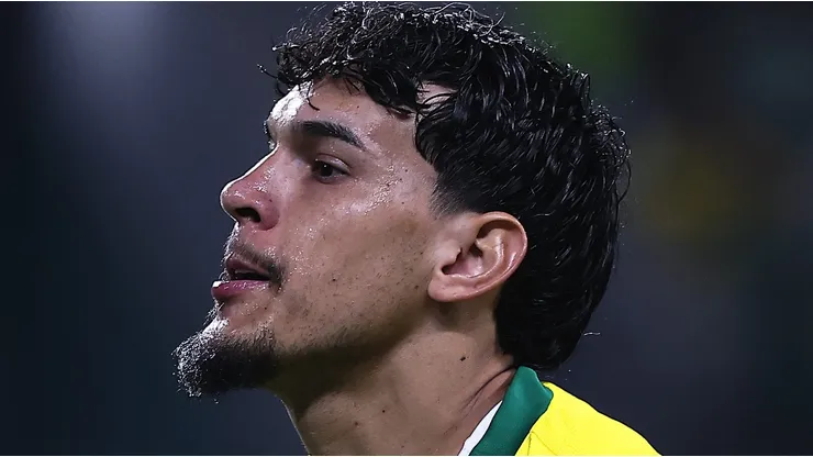 Palmeiras de Gustavo Gómez vê a diferença para o líder Flamengo aumentar para quatro pontos