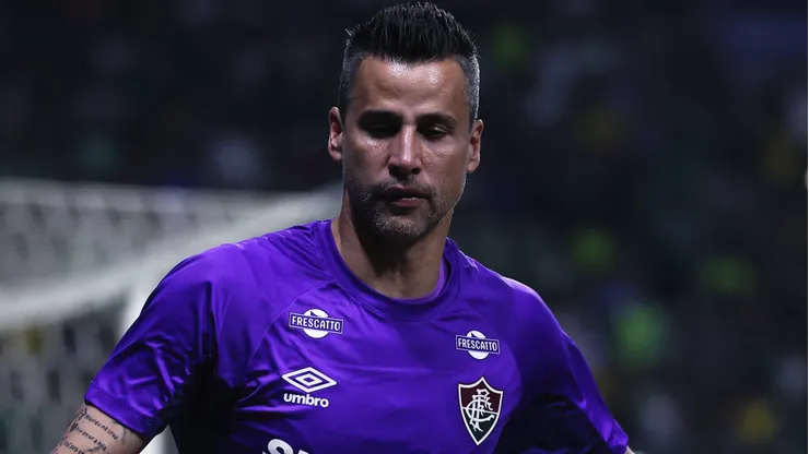 Goleiro Fábio rebate torcida do Palmeiras após empate: "Não ganharam do Santos e Vitória"