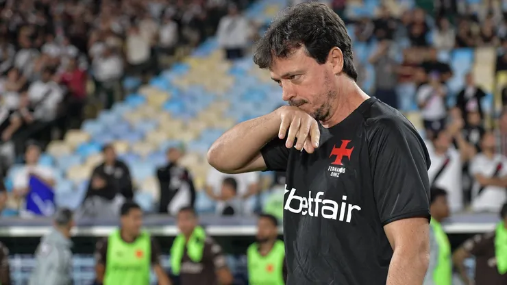 Vasco busca reação e Diniz joga contra marca negativa em duelo com o Bahia — Foto Thiago RibeiroAGIF