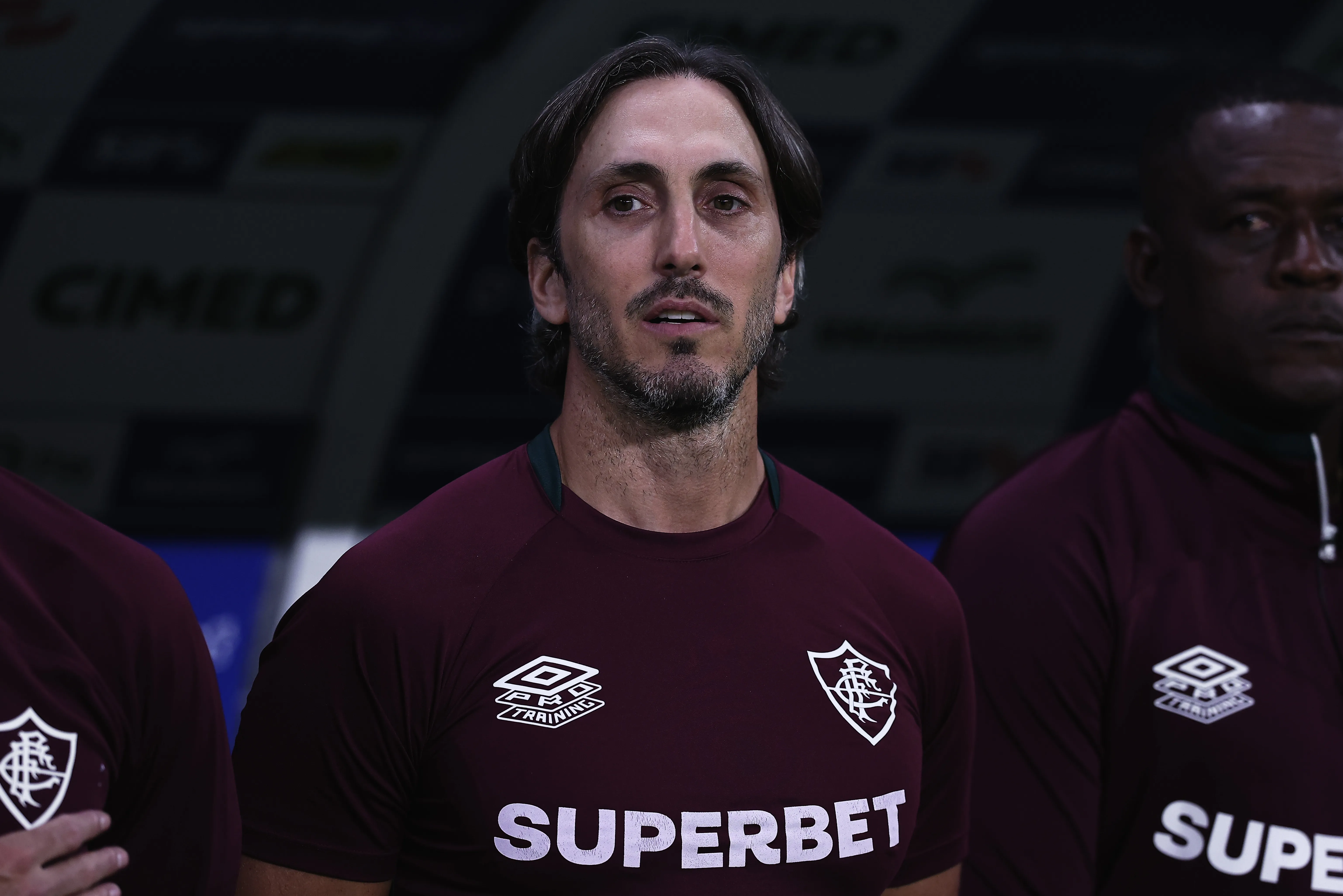 Luis Zubeldia tecnico do Fluminense durante partida contra o Palmeiras no estadio Arena Allianz Parque pelo campeonato Brasileiro A 2025. Foto: Ettore Chiereguini/AGIF