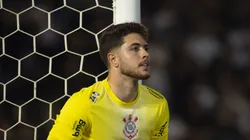 Felipe Longo reencontra ídolo Cássio em Cruzeiro x Corinthians e conta bastidores da relação — Foto Márcio JoséAGIF