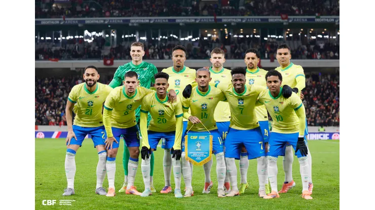 Seleção titular no amistoso contra a Tunísia