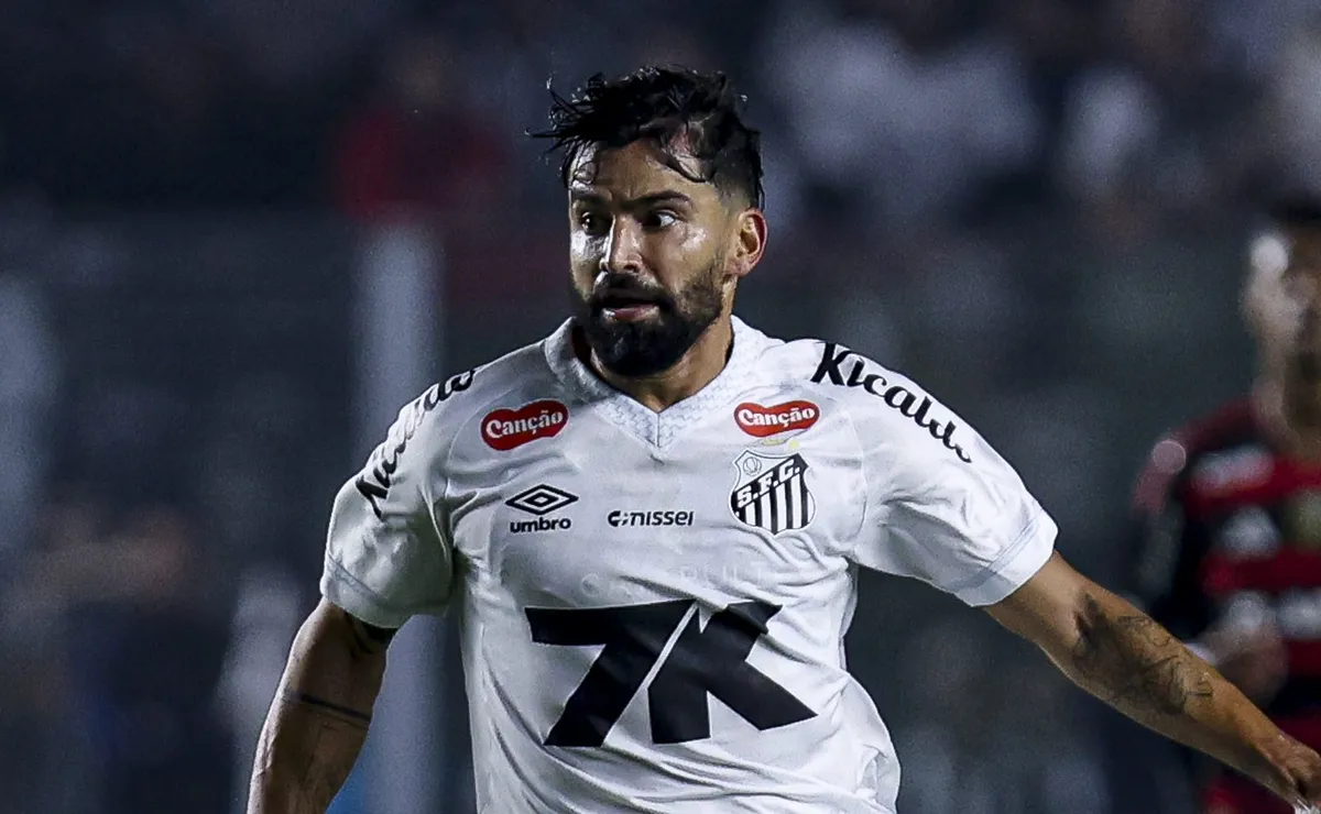 Playero Rincon Rincón perde espaço com Vojvoda no Santos para reta final do Brasileirão