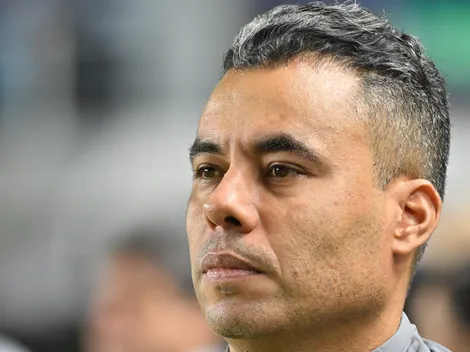 Jair Ventura, do Vitória, cita o Santos após sair da zona de rebaixamento