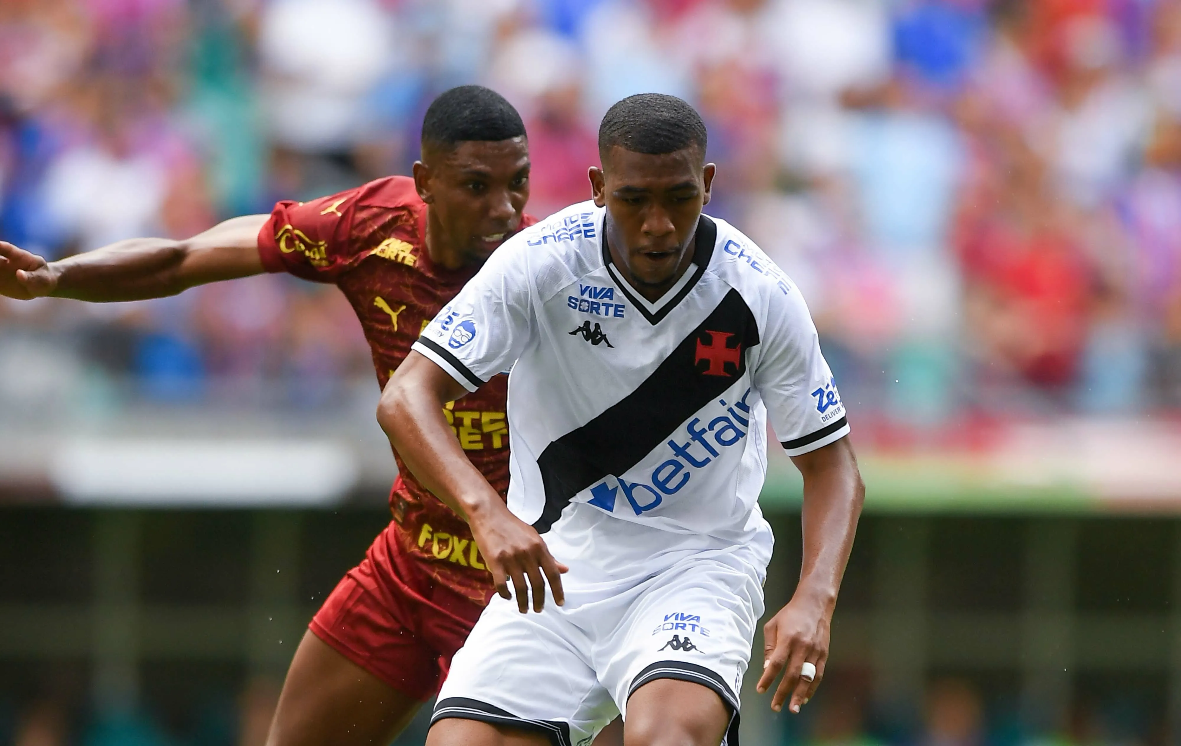 Vasco é dominado pelo Bahia e perde quinta seguida no Brasileirão. Foto: Jhony Pinho/AGIF