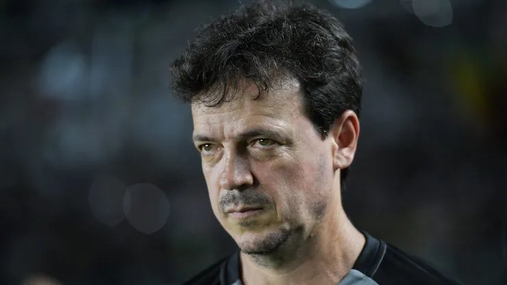 Fernando Diniz rebate qualquer chance de elenco rachado após cinco derrotas do Vasco