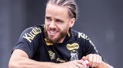 Meio-campista ainda não se firmou - Foto: Raul Baretta/Santos FC.