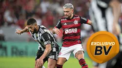 Hulk e Arrascaeta se enfrentam em Atlético-MG x Flamengo. Foto: Thiago Ribeiro/AGIF