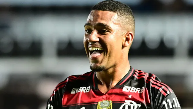 Foto: Jota Erre/AGIF – Atacante tem chance de retronar ao futebol europeu em janeiro.