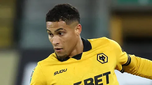 João Gomes, volante do Wolverhampton em partida pelo campeonato brasileiro (Foto: David Rogers/Getty Images)