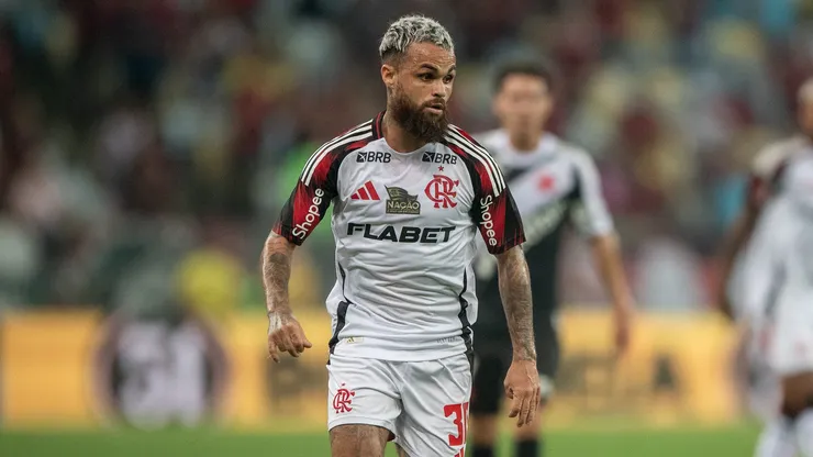 Michael se destaca pela velocidade e habilidade no Flamengo