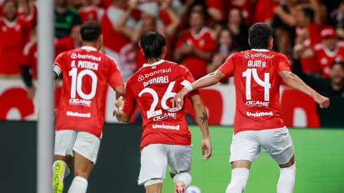 Alan Patrick marca golaço em grande jogada de Alan Rodríguez e Borré no Beira Rio.