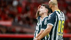 Santos apresentou um desempenho bem abaixo no primeiro tempo, mas conseguiu corrigir na segunda etapa - Foto: Luiz Erbes/AGIF